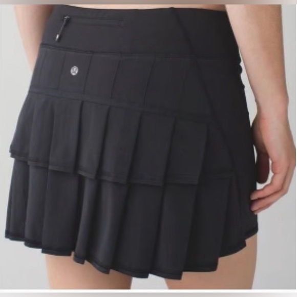 lululemon athletica Dresses & Skirts - Lululemon Black Pace Skirt 4